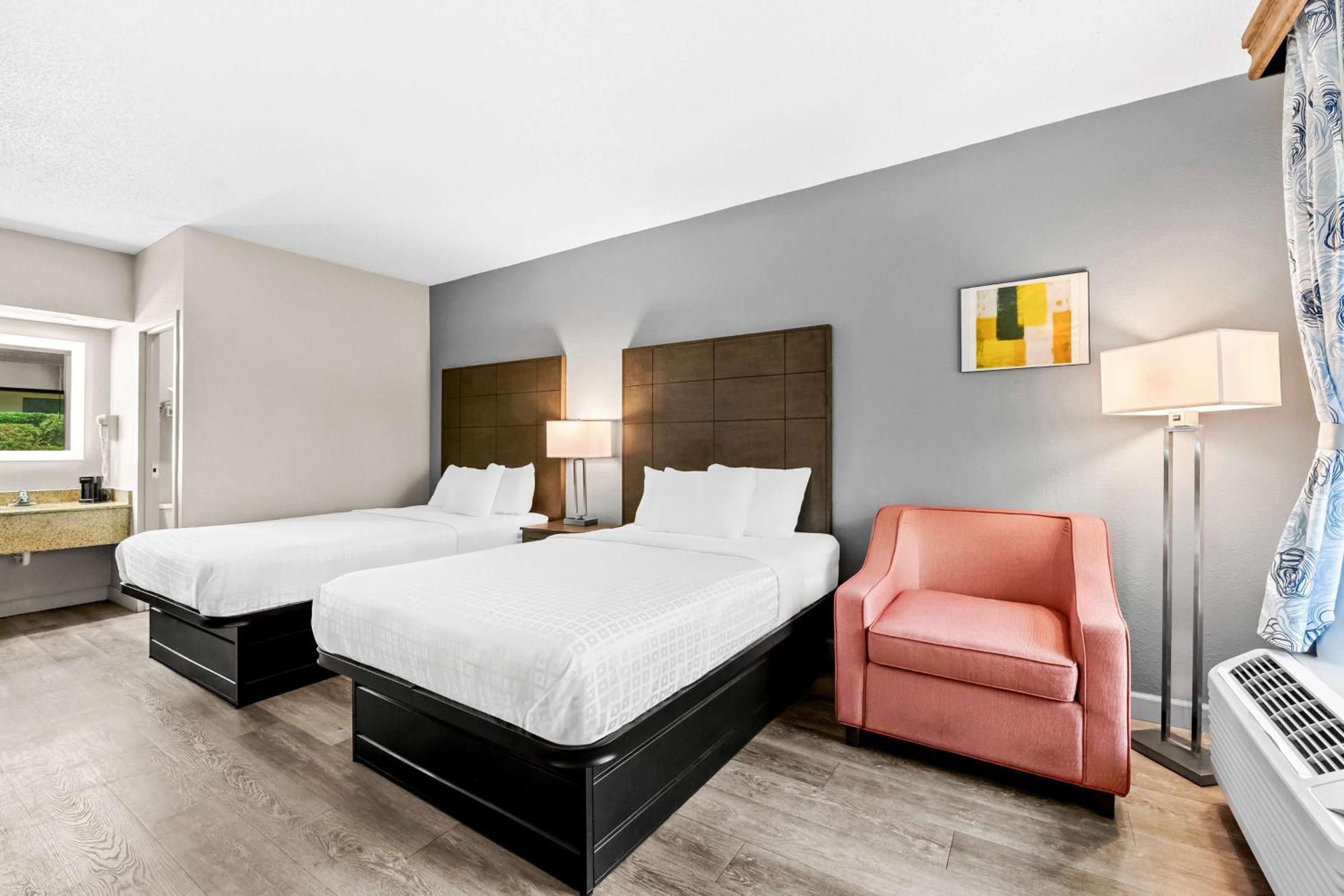 Surestay Plus Hotel By Best Western Southern Pines Pinehurst Exterior foto
