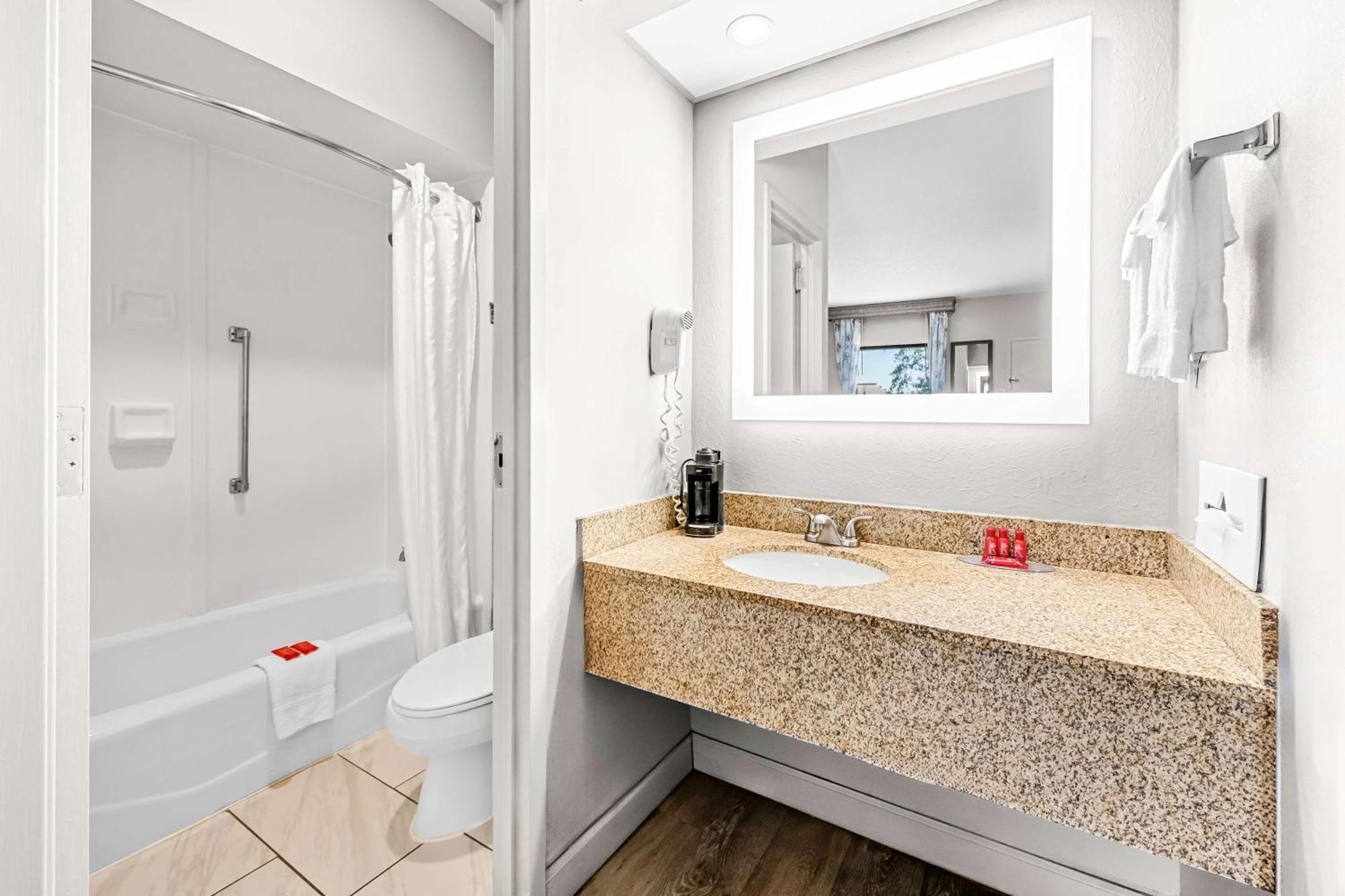 Surestay Plus Hotel By Best Western Southern Pines Pinehurst Exterior foto